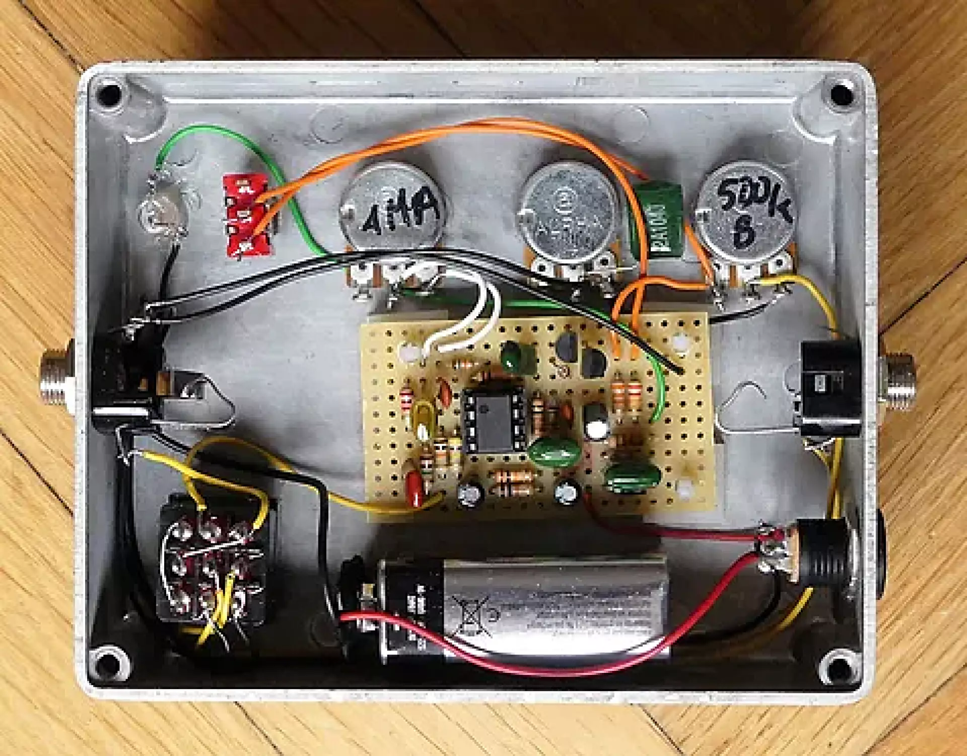 Old Cedar GF AUDIO effect pedal